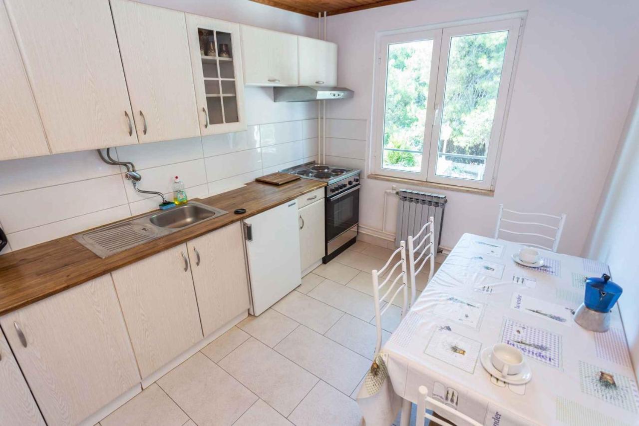 Mali Losinj Apartment 8 Екстериор снимка