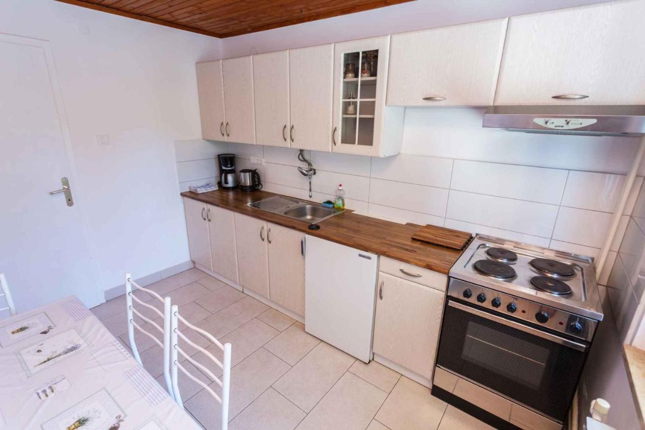 Mali Losinj Apartment 8 Екстериор снимка